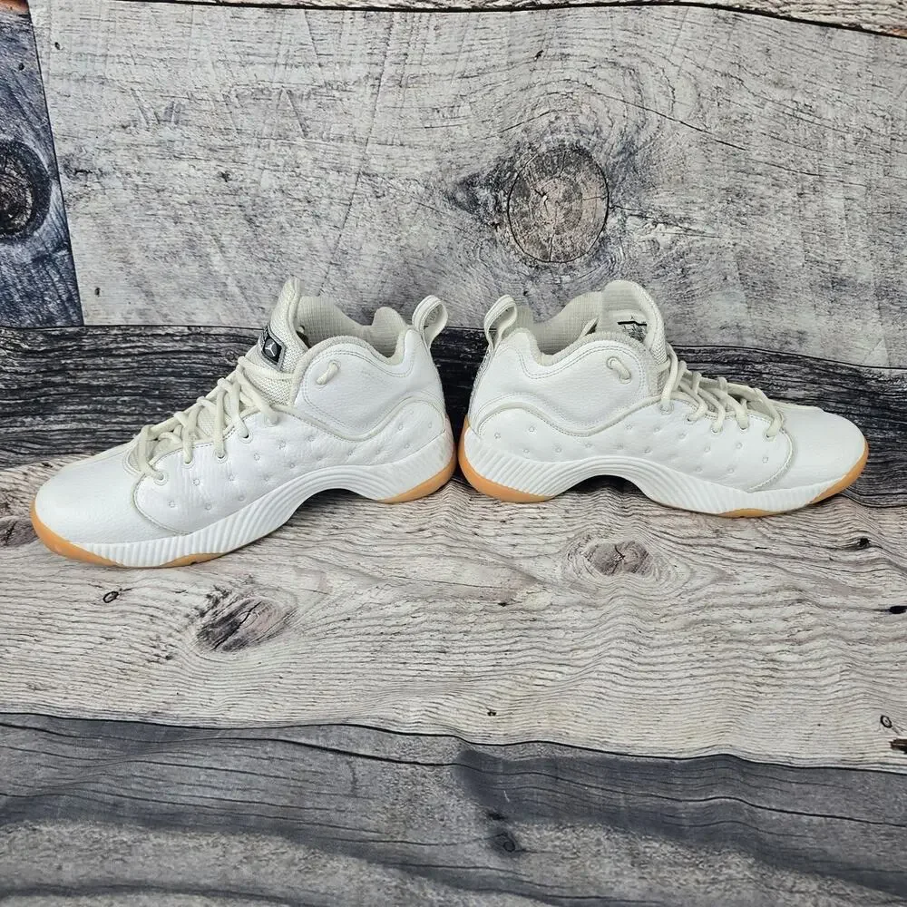 Jordan Jumpman Team II Shoes Mens Size 9 US Basketball Sneakers 819175-104